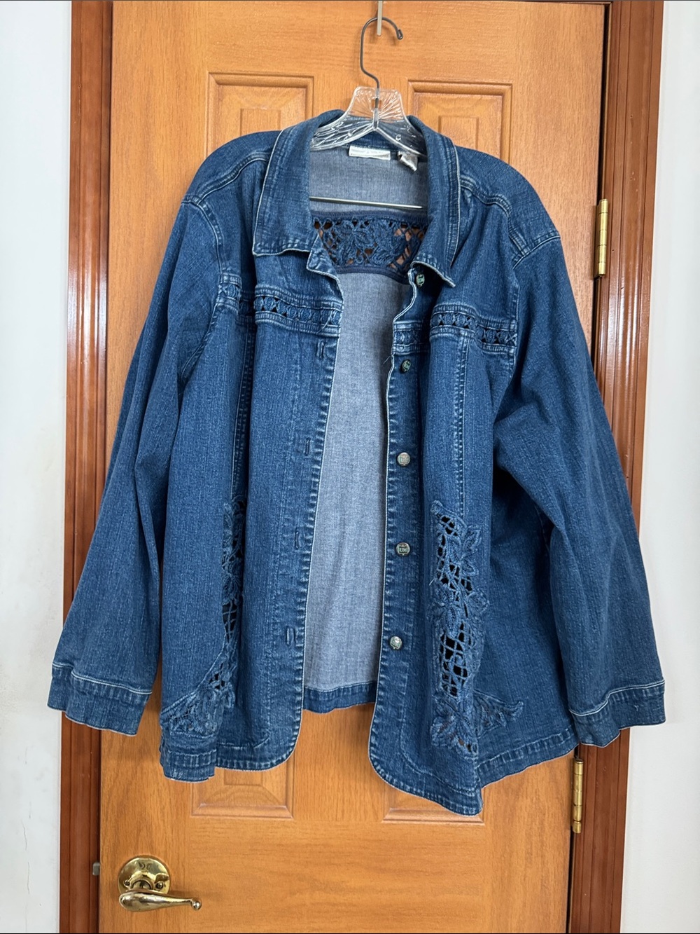 Draper’s & Damon’s Women's Plus Size Blue Denim Jean Jacket with Crochet Detail